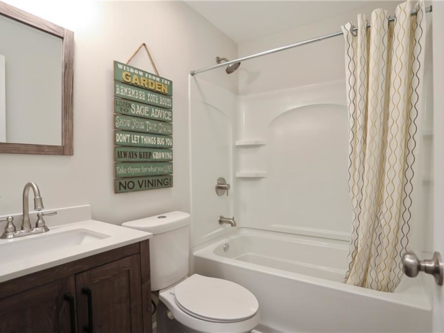 1202 Rowe St Bathroom