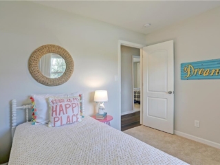1202 Rowe St Bedroom