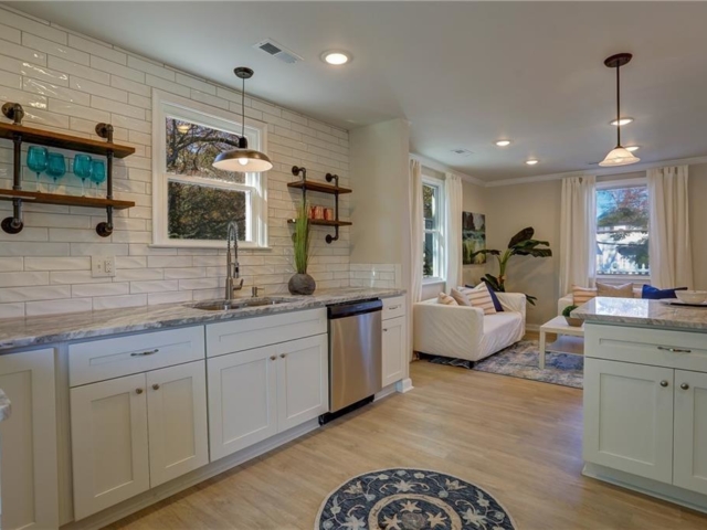 2700 Ryland Road Kitchen Countertop