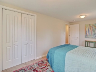 636 Hemlock Ave Bedroom