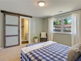 1502 Hardy Cash Drive Bathroom