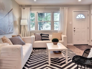 2010 Andrews Boulevard (2)