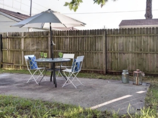 2010 Andrews Boulevard (20)